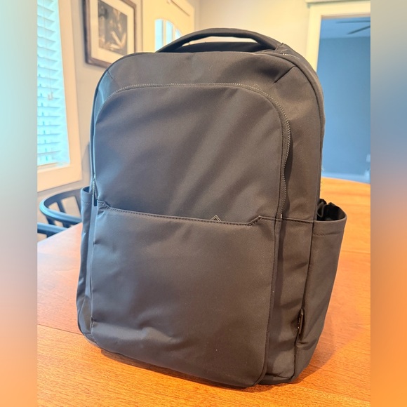 Away The Commuter Backpack - Picture 8 of 14